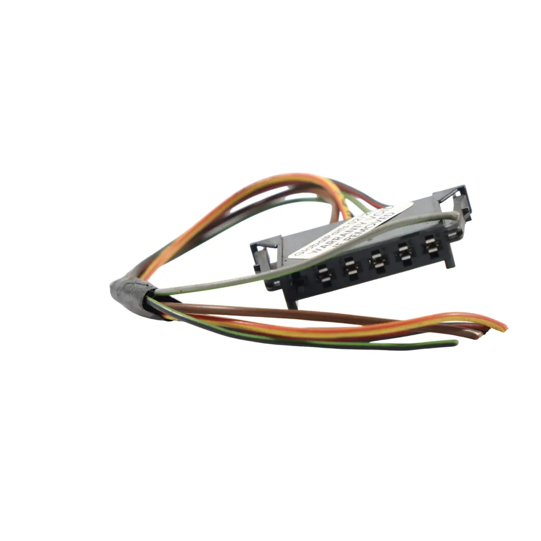 Wtyczka Przewód Gniazdko Lampy Tylnej Prawy Tył do Smart Fortwo 451 o numerze A4518200464 Smart Fortwo 451 Wtyczka Przewód Gniazdko Lampy Tylnej Prawy Tył - SKU A4518200464-1 - Numer Części A4518200464