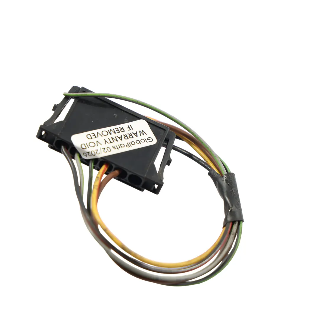 Luz Trasera Enchufe Lámpara Cableado Trasero Derecho para Smart Fortwo 451 con número de pieza A4518200464 Smart Fortwo 451 Luz Trasera Enchufe Lámpara Cableado Trasero Derecho - SKU A4518200464-1 - Número de pieza A4518200464