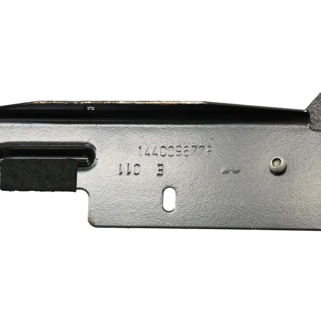 Support De Berceau Sous-Châssis Avant pour Smart 453 Renault Twingo III à propos du numéro de pièce A4533306600 Smart 453 Renault Twingo III Support De Berceau Sous-Châssis Avant - SKU A4533306600 - Numéro de pièce A4533306600