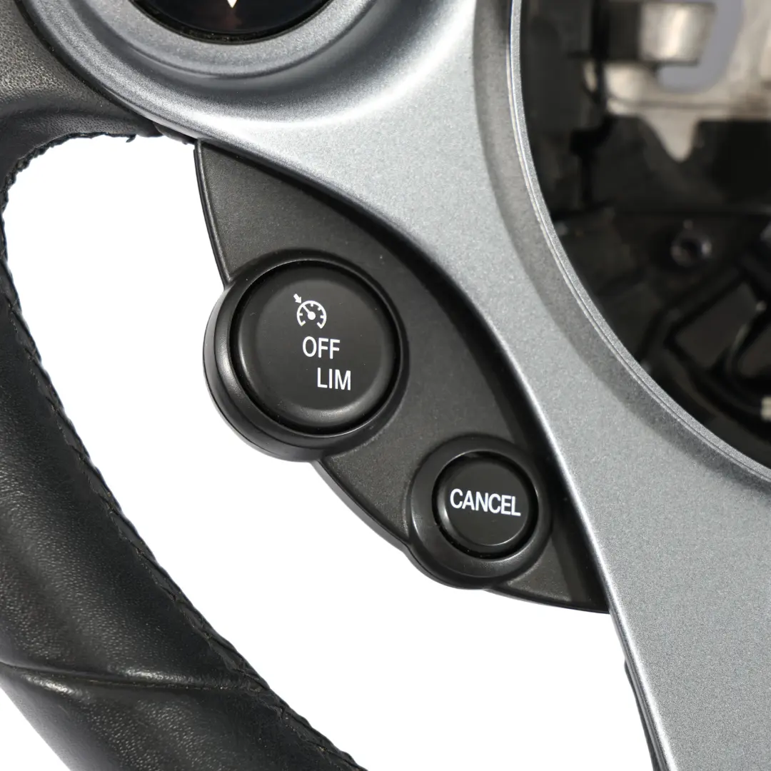 W453 Volant Multifonction Cuir Noir pour SMART FORFOUR 453 à propos du numéro de pièce A4534603500 SMART FORFOUR 453 W453 Volant Multifonction Cuir Noir - SKU A4534603500 - Numéro de pièce A4534603500