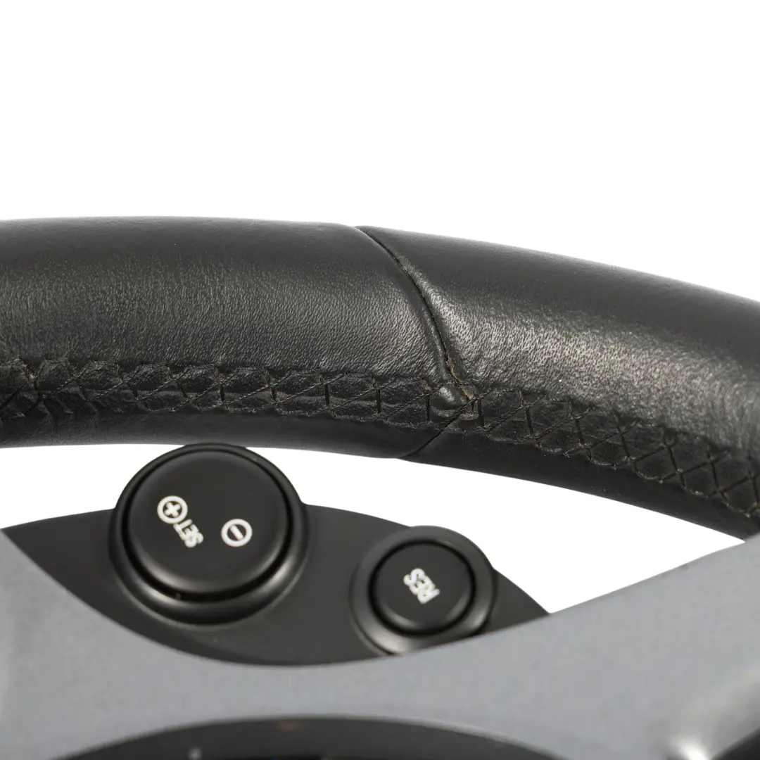 W453 Lenkrad Schwarz Leder Multifunktion für SMART FORFOUR 453 mit Teilenummer A4534603500 SMART FORFOUR 453 W453 Lenkrad Schwarz Leder Multifunktion - SKU A4534603500 - Teilenummer A4534603500