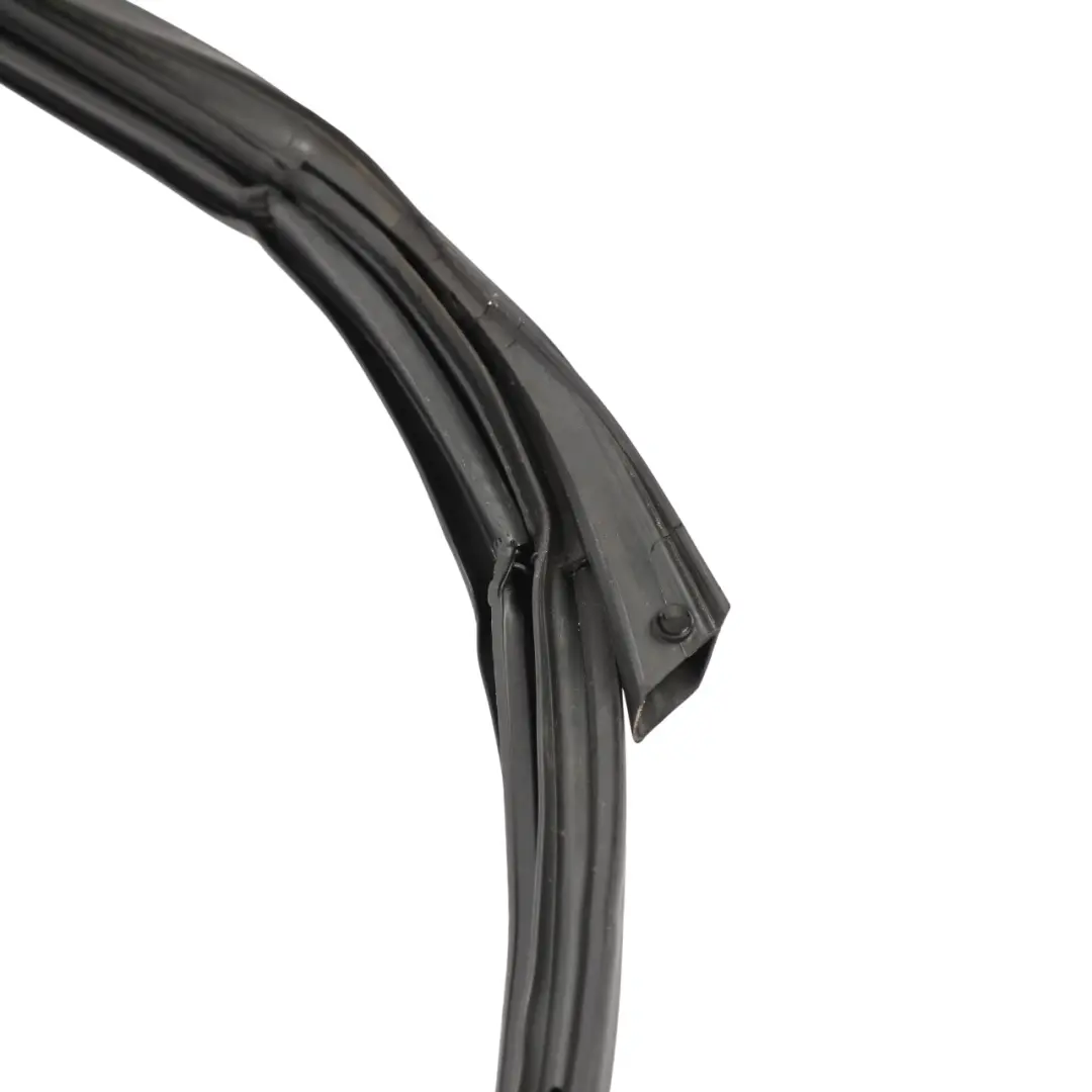 Folding Top Roof Seal Gasket Rubber Sealing to Smart Fortwo 453 with Part number A4537710098 Smart Fortwo 453 Folding Top Roof Seal Gasket Rubber Sealing - SKU A4537710098 - Part number A4537710098