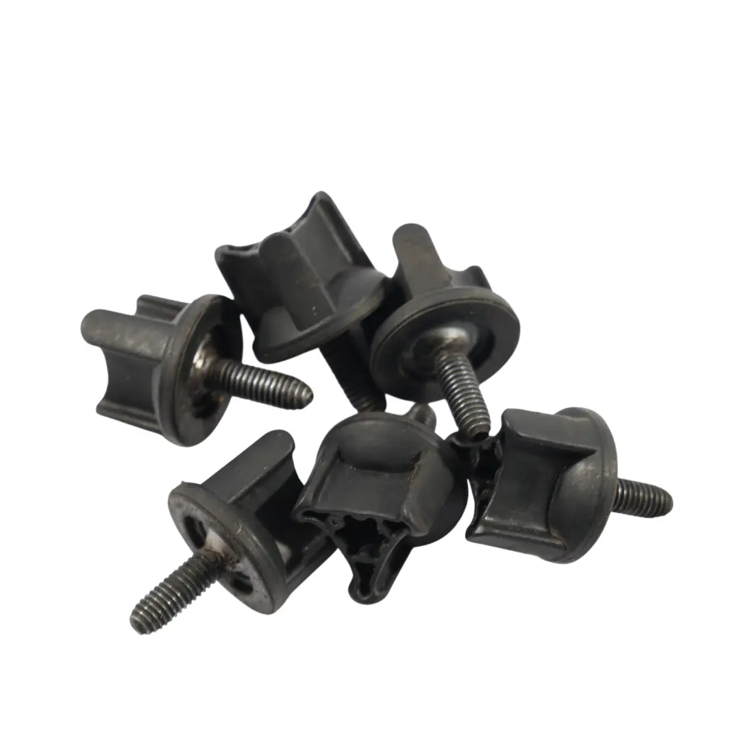 Smart Fortwo 453 Couvercle De Compartiment Moteur Vis De Blocage - SKU A4539900013 - Numéro de pièce A4539900013