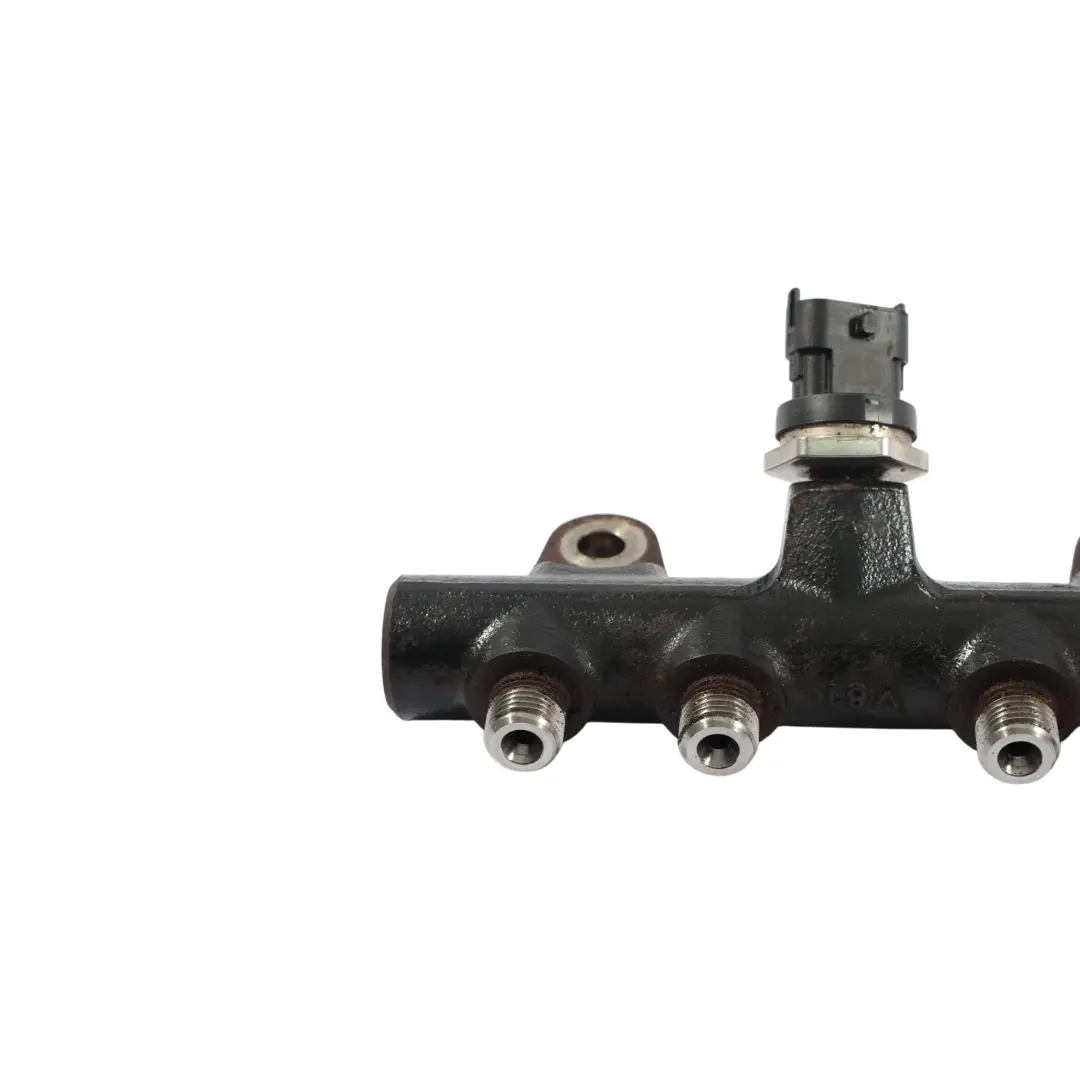 Iniettore Distributore Carburante Diesel 607951 175215346R per Mercedes W415 con numero di parte A6070700295 Mercedes W415 Iniettore Distributore Carburante Diesel 607951 175215346R - SKU A6070700295 - Numero di parte A6070700295