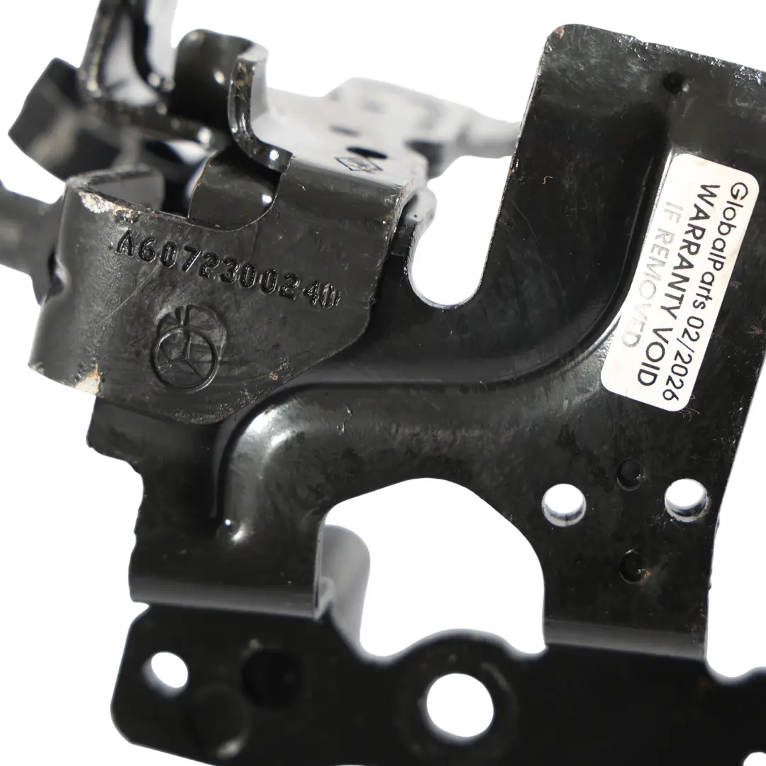 Soporte Montaje Bomba Combustible Soporte OM607 para Mercedes W176 con número de pieza A6072300240 Mercedes W176 Soporte Montaje Bomba Combustible Soporte OM607 - SKU A6072300240 - Número de pieza A6072300240