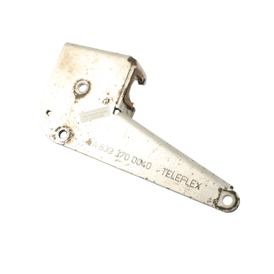 Mercedes W639 Gearbox Mounting Bracket Holder - SKU A6393700040 - Part number A6393700040