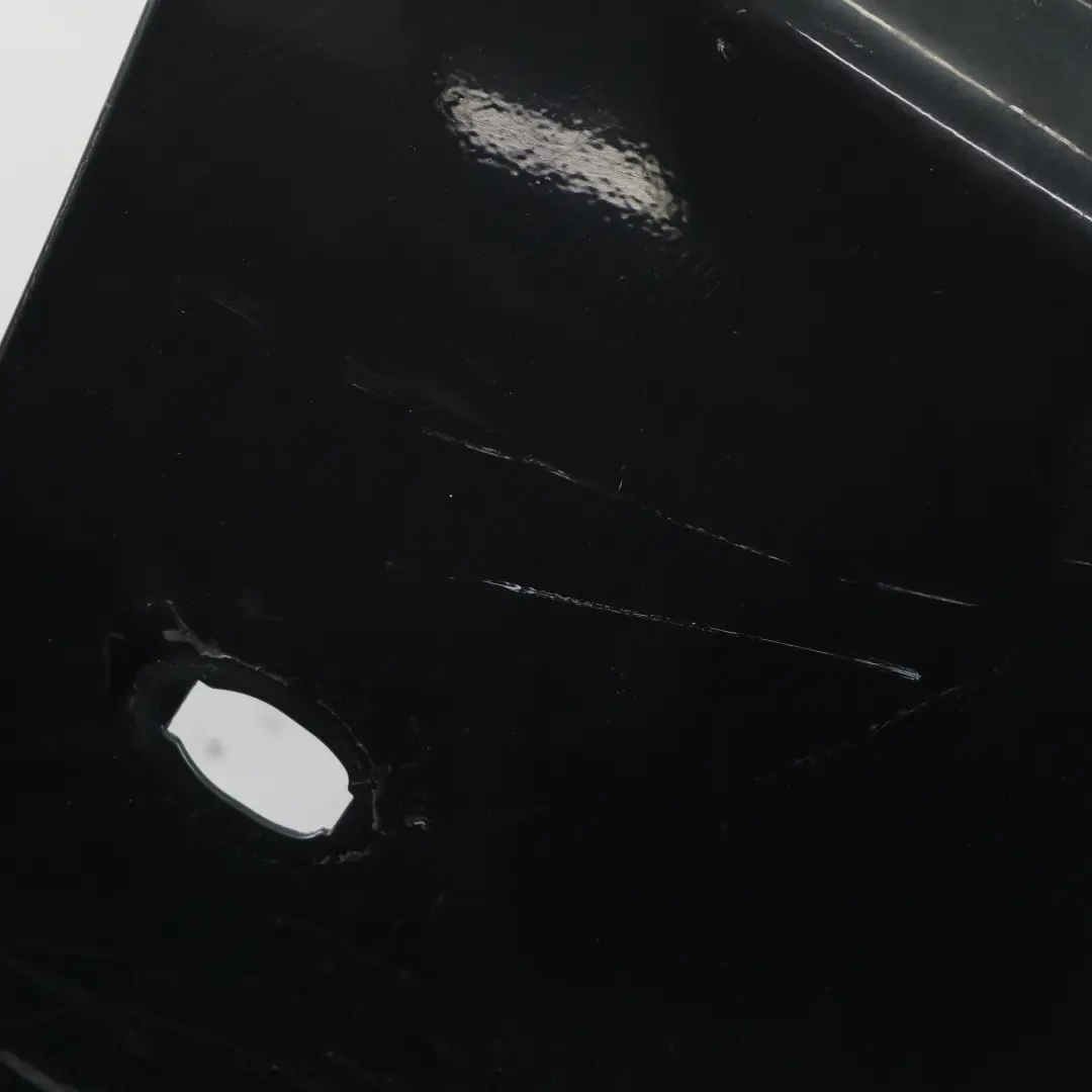 Panel De Ala Delantero Derecho Izquierdo Carbon Black - 040 para Mercedes Vito W639 con número de pieza A6396305207 Mercedes Vito W639 Panel De Ala Delantero Derecho Izquierdo Carbon Black - 040 - SKU A6396305207-CBL - Número de pieza A6396305207