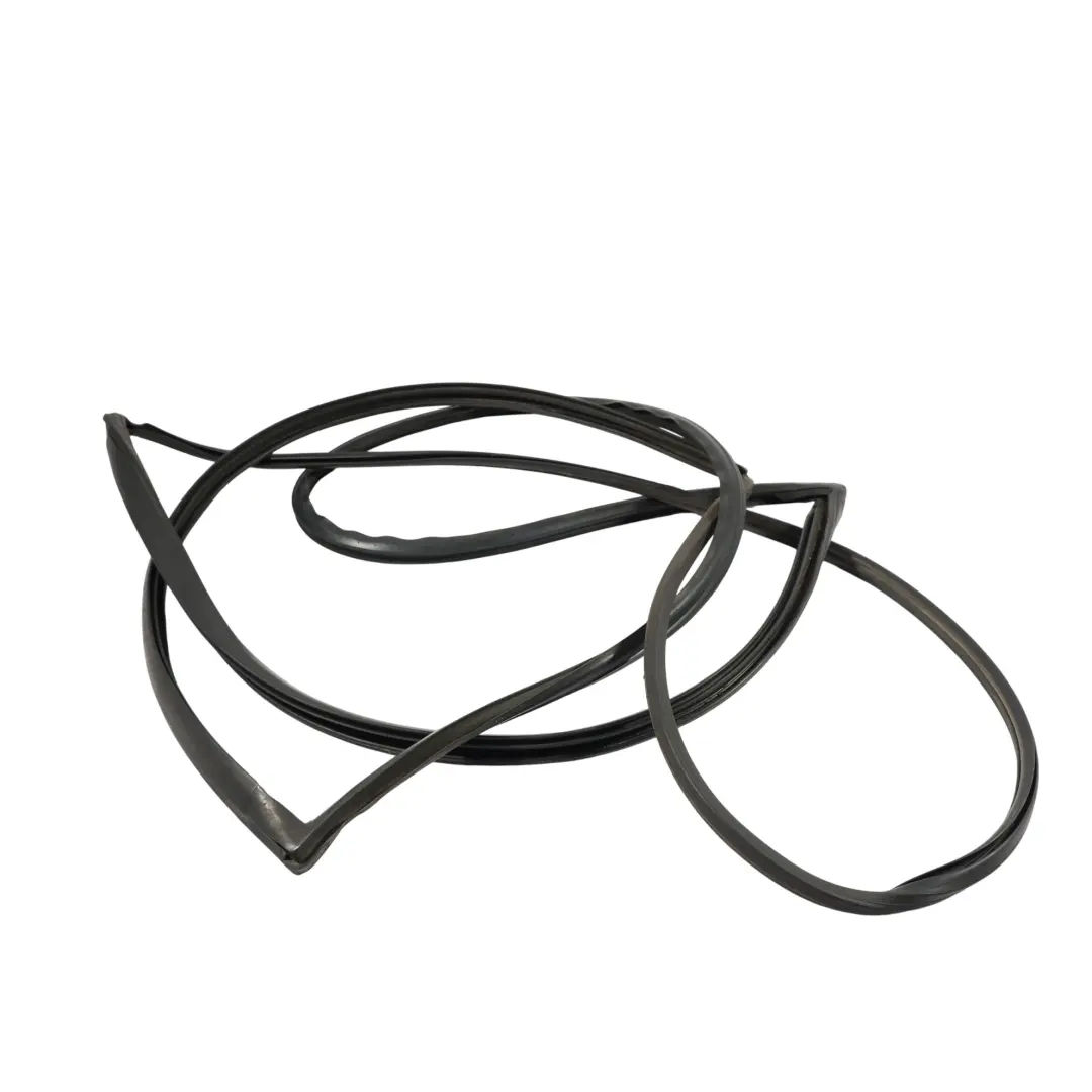 Front Scheibe Fenster Gummi Dichtung Rahmen A6396710121 für Mercedes W639 mit Teilenummer A6396712020 Mercedes W639 Front Scheibe Fenster Gummi Dichtung Rahmen A6396710121 - SKU A6396712020 - Teilenummer A6396712020