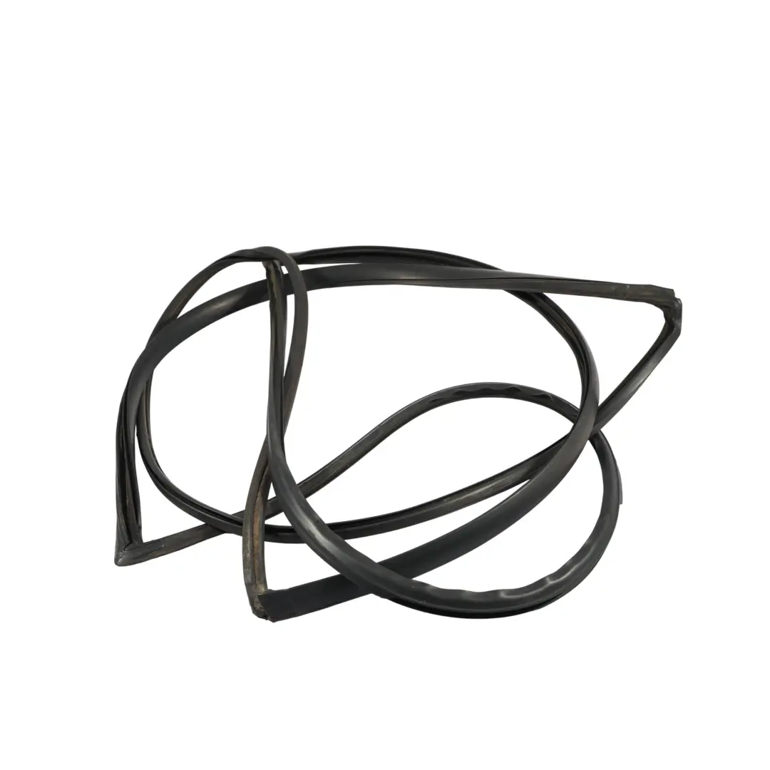 Mercedes W639 Uszczelka Gumowa Ramka Szyby Przedniej Przód A6396710121 - SKU A6396712020 - Numer Części A6396712020