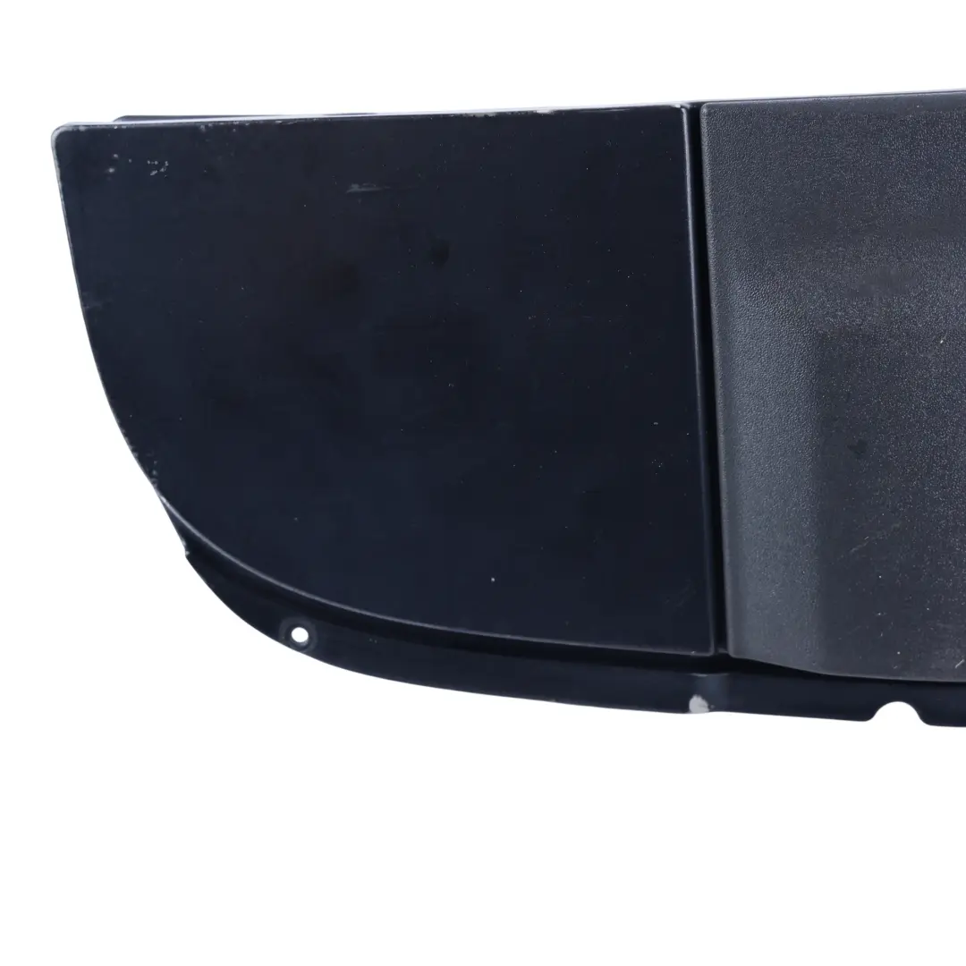 Osłona Klapka Wlewu Paliwa Czarny - 040 A6397540034 do Mercedes Vito W639 o numerze A6397500304 Mercedes Vito W639 Osłona Klapka Wlewu Paliwa Czarny - 040 A6397540034 - SKU A6397500304-CBL1 - Numer Części A6397500304