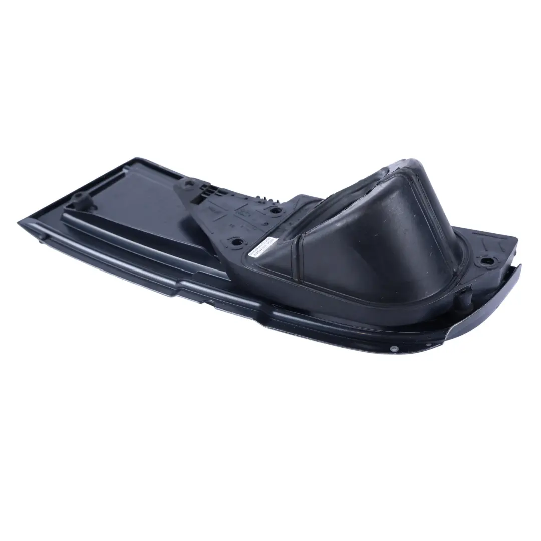 Tapón De La Tapa Del Depósito Negro Carbono - 040 A6397540034 para Mercedes Vito W639 con número de pieza A6397500304 Mercedes Vito W639 Tapón De La Tapa Del Depósito Negro Carbono - 040 A6397540034 - SKU A6397500304-CBL1 - Número de pieza A6397500304