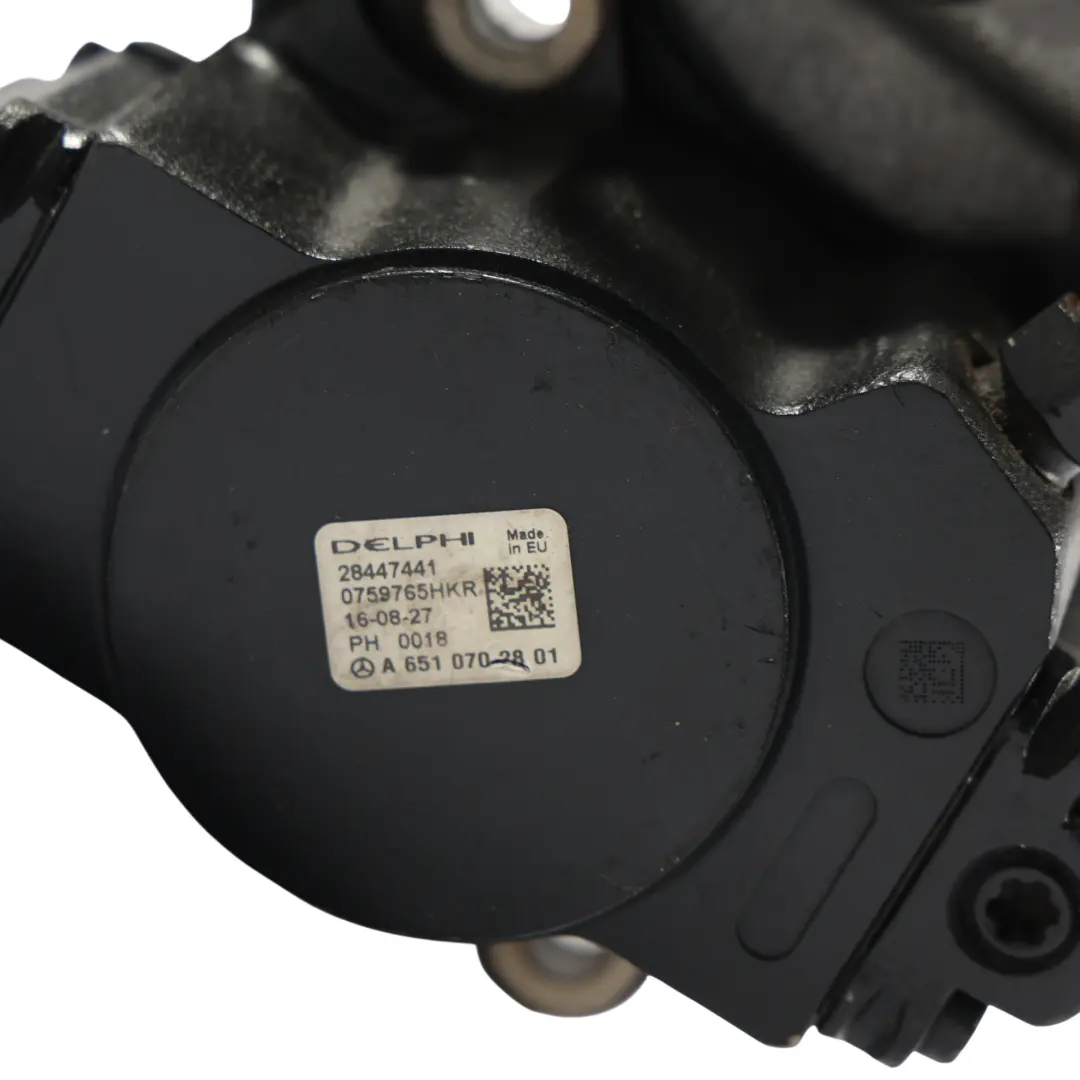 Hoch Druck Kraftstoff Pumpen Einheit Diesel OM651 für Mercedes W205 mit Teilenummer A6510702801 Mercedes W205 Hoch Druck Kraftstoff Pumpen Einheit Diesel OM651 - SKU A6510702801 - Teilenummer A6510702801