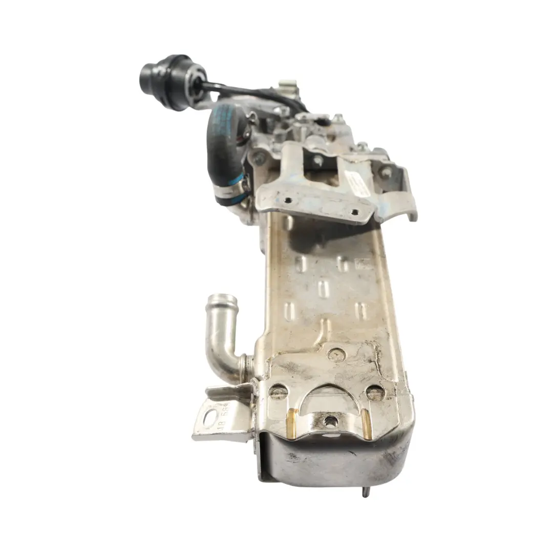 Exhaust Cooler Mercedes W639 W906 Diesel OM651 Valve A6511420467 to EGR with Part number A6511400675 EGR Exhaust Cooler Mercedes W639 W906 Diesel OM651 Valve A6511420467 - SKU A6511400675-4 - Part number A6511400675