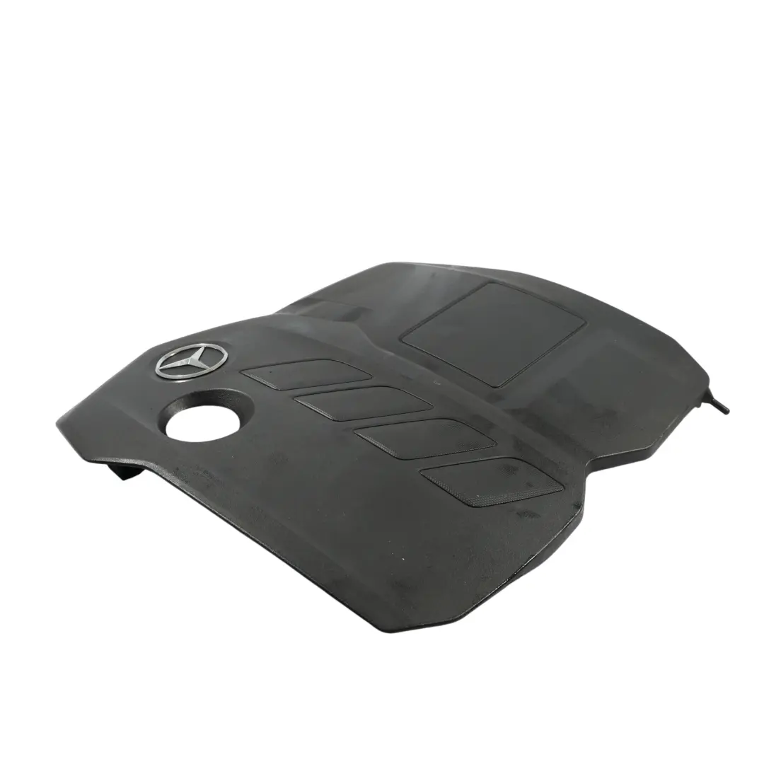 Coperchio Motore Superiore Trim Diesel per Mercedes C167 W205 W213 C257 con numero di parte A6540107600 Mercedes C167 W205 W213 C257 Coperchio Motore Superiore Trim Diesel - SKU A6540107600 - Numero di parte A6540107600
