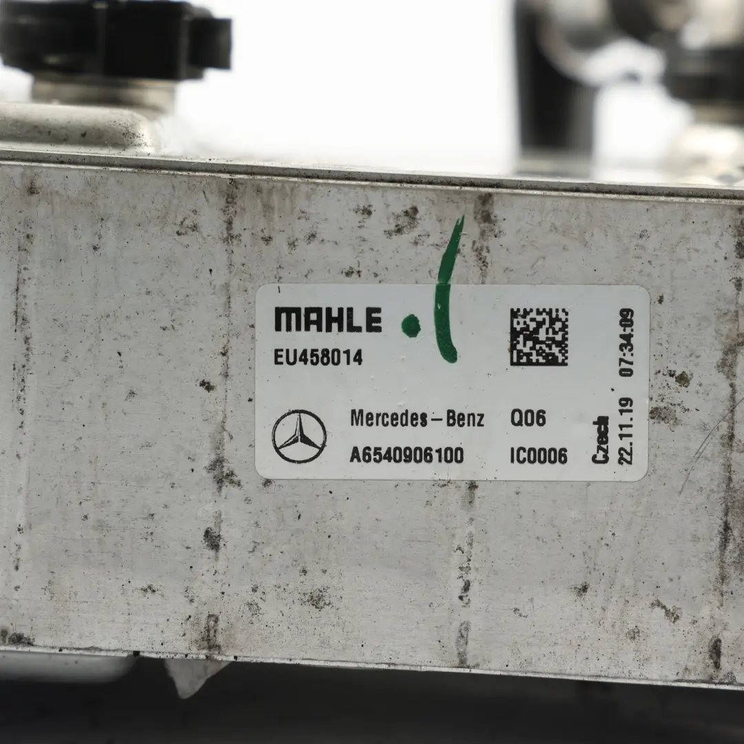 Kühler Zwischenkühler Ladeluftkühler Turbo für Mercedes W205 W213 mit Teilenummer A6540906100 Mercedes W205 W213 Kühler Zwischenkühler Ladeluftkühler Turbo - SKU A6540906100-1 - Teilenummer A6540906100