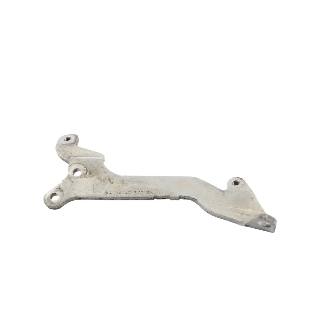 Mercedes W205 W213 C253 Support Fixation Vanne EGR OM654 - SKU A6541401600 - Numéro de pièce A6541401600