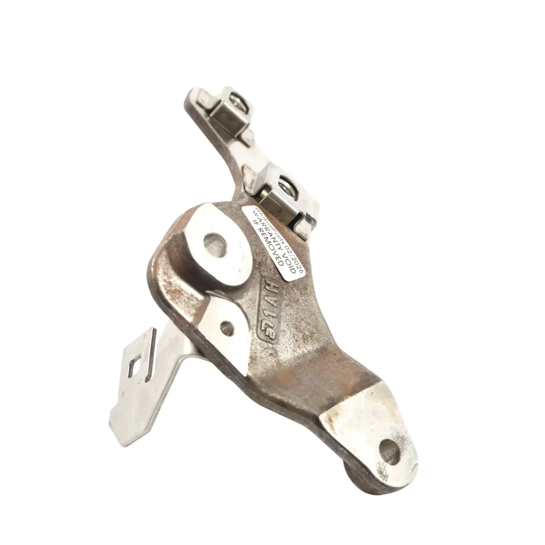 OM654 Uchwyt Kolektora Wydechowego do Mercedes W205 W213 X253 o numerze A6541426800 Mercedes W205 W213 X253 OM654 Uchwyt Kolektora Wydechowego - SKU A6541426800 - Numer Części A6541426800