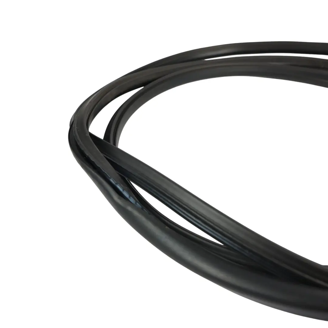 Mercedes W906 Uszczelka Okna Rama Uszczelniająca Przednia Lewa A9066711220 - SKU A9066712820 - Numer Części A9066712820