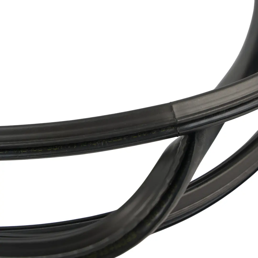 Mercedes W906 Uszczelka Okna Rama Uszczelniająca Przednia Lewa A9066711220 - SKU A9066712820 - Numer Części A9066712820