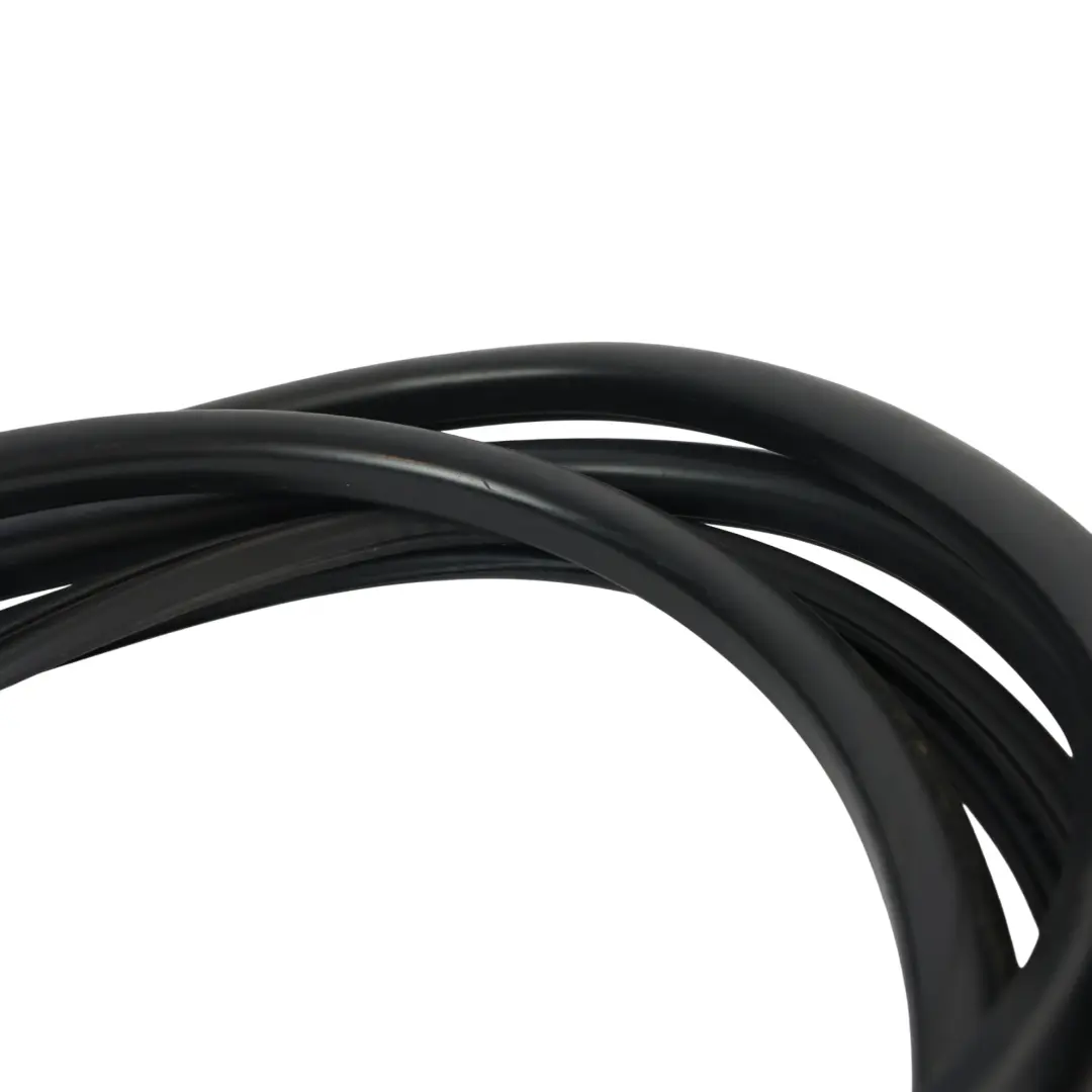 Joint Étanchéité Cadre Arrière Gauche pour Mercedes W906 à propos du numéro de pièce A9066713020 Mercedes W906 Joint Étanchéité Cadre Arrière Gauche - SKU A9066713020 - Numéro de pièce A9066713020