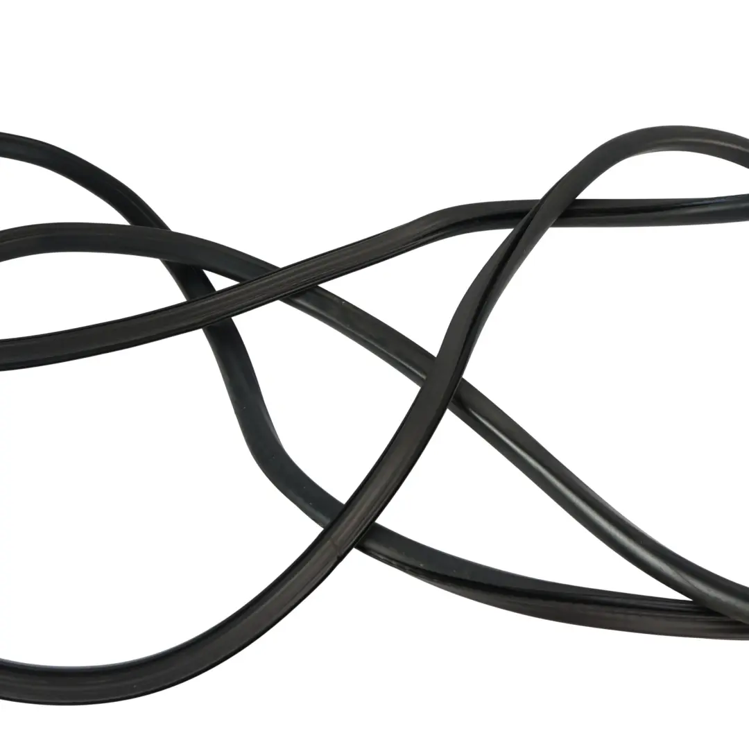 Joint Étanchéité Cadre Arrière Gauche pour Mercedes W906 à propos du numéro de pièce A9066713020 Mercedes W906 Joint Étanchéité Cadre Arrière Gauche - SKU A9066713020 - Numéro de pièce A9066713020