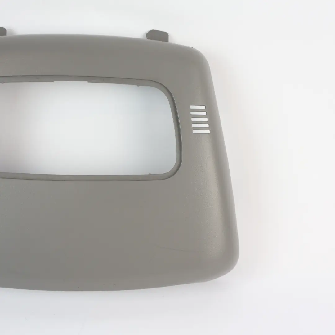 Mercedes W639 W906 Plaque Éclairage Toit Avant Panneau Intérieur - SKU A9066950469-1 - Numéro de pièce A9066950469