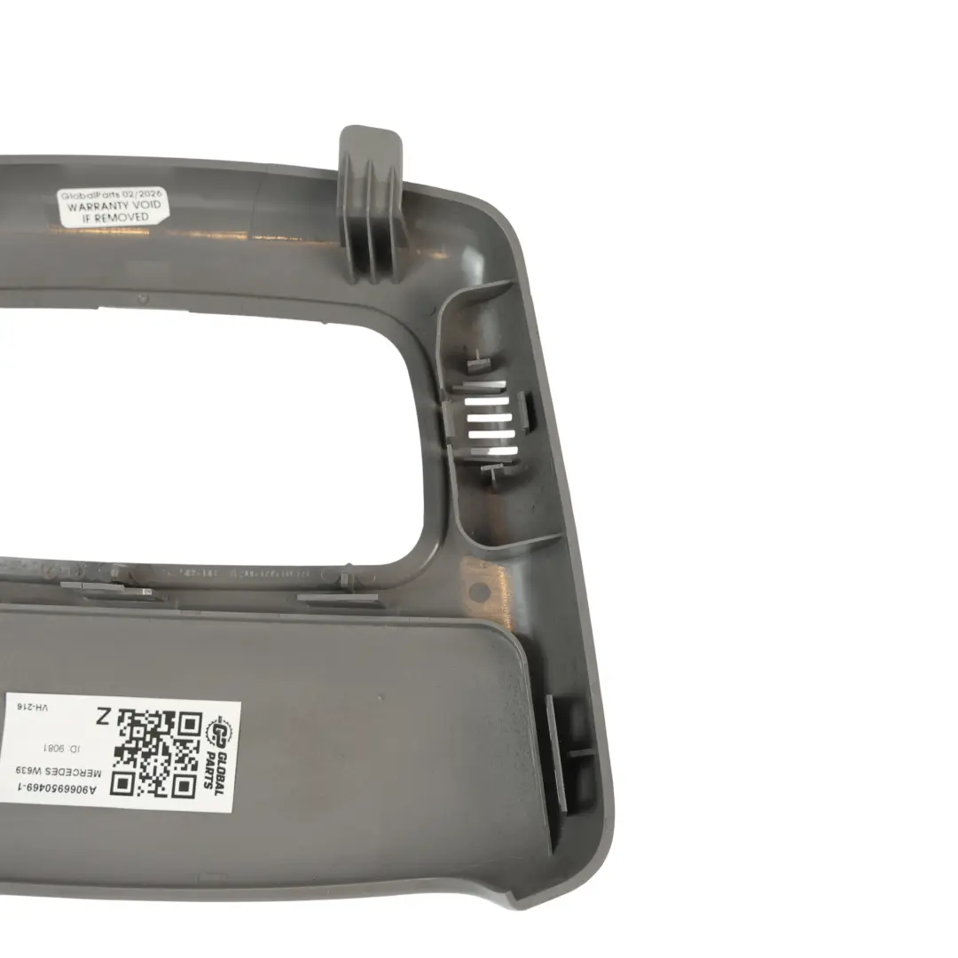 Mercedes W639 W906 Luce Tetto Pannello Interno Anteriore Grigio - SKU A9066950469-1 - Numero di parte A9066950469