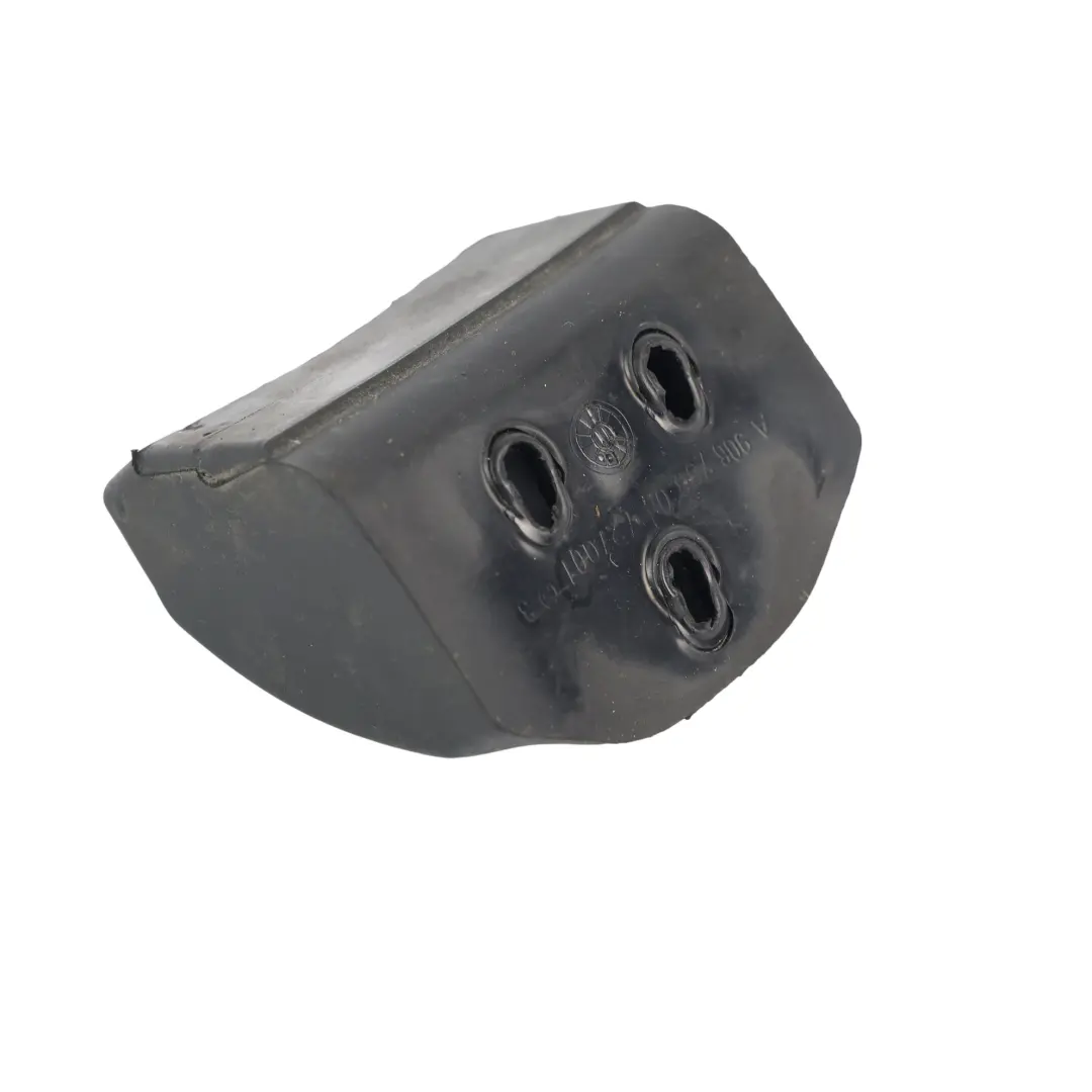 Porta Stop Freno Gomma Porta Posteriore Destra per Mercedes W906 con numero di parte A9067330472 Mercedes W906 Porta Stop Freno Gomma Porta Posteriore Destra - SKU A9067330472 - Numero di parte A9067330472