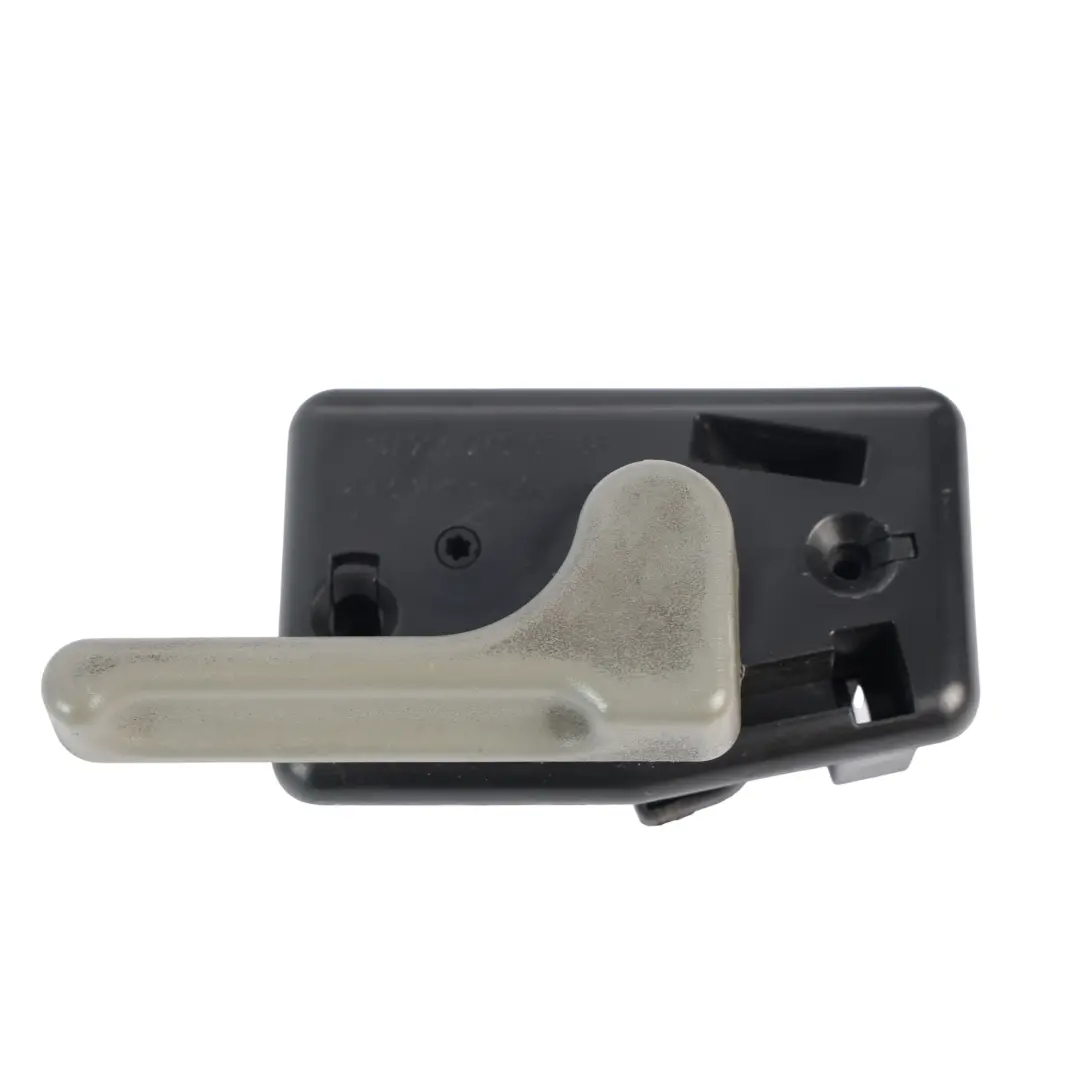 Klamka Wewnętrzna Drzwi Lewy Tył do Mercedes Sprinter W906 o numerze A9067400188 Mercedes Sprinter W906 Klamka Wewnętrzna Drzwi Lewy Tył - SKU A9067400188-2 - Numer Części A9067400188