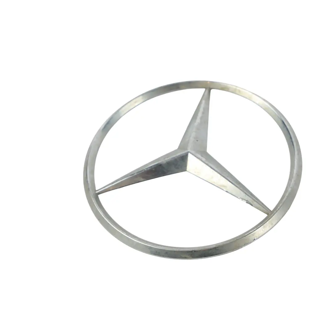 Emblema Posteriore Stella Logo per Mercedes Sprinter 907 con numero di parte A9068170516 Mercedes Sprinter 907 Emblema Posteriore Stella Logo - SKU A9068170516 - Numero di parte A9068170516