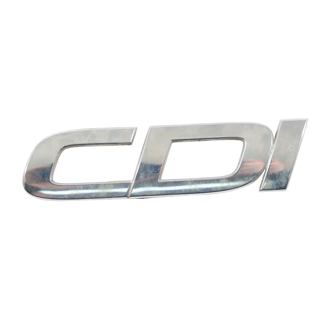 Emblemat Tylnych Drzwi 310 CDI do Mercedes Sprinter W906 o numerze A9068176514 Mercedes Sprinter W906 Emblemat Tylnych Drzwi 310 CDI - SKU A9068176514 - Numer Części A9068176514