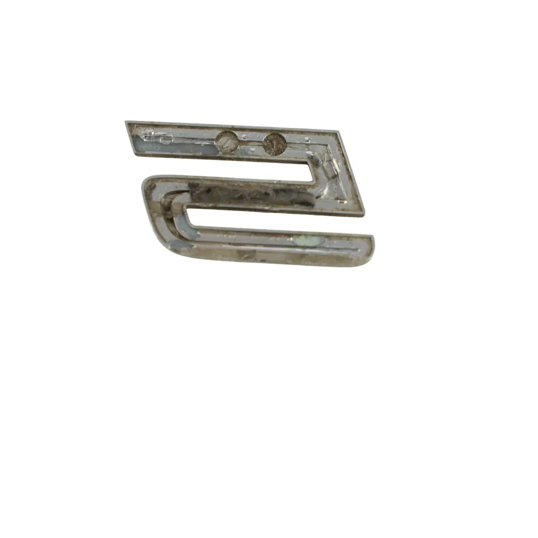 Mercedes W907 Emblema Puerta Trasera Placa Letras Cromado - SKU A9068176814 - Número de pieza A9068176814