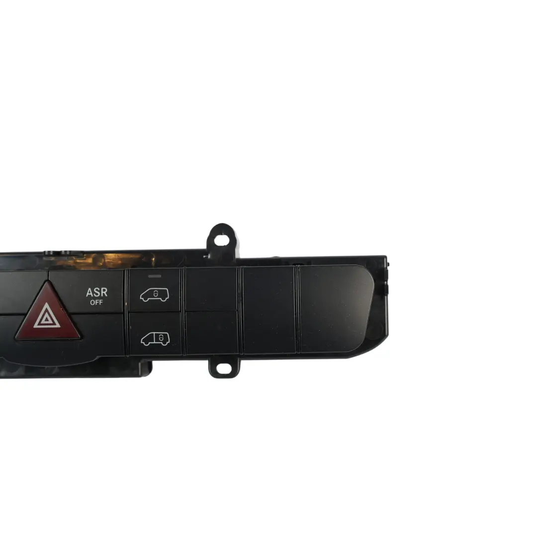 Bouton Verrouillage PDC ASR Panneau Tableau Bord pour Mercedes W906 à propos du numéro de pièce A9068701310 Mercedes W906 Bouton Verrouillage PDC ASR Panneau Tableau Bord - SKU A9068701310-1 - Numéro de pièce A9068701310
