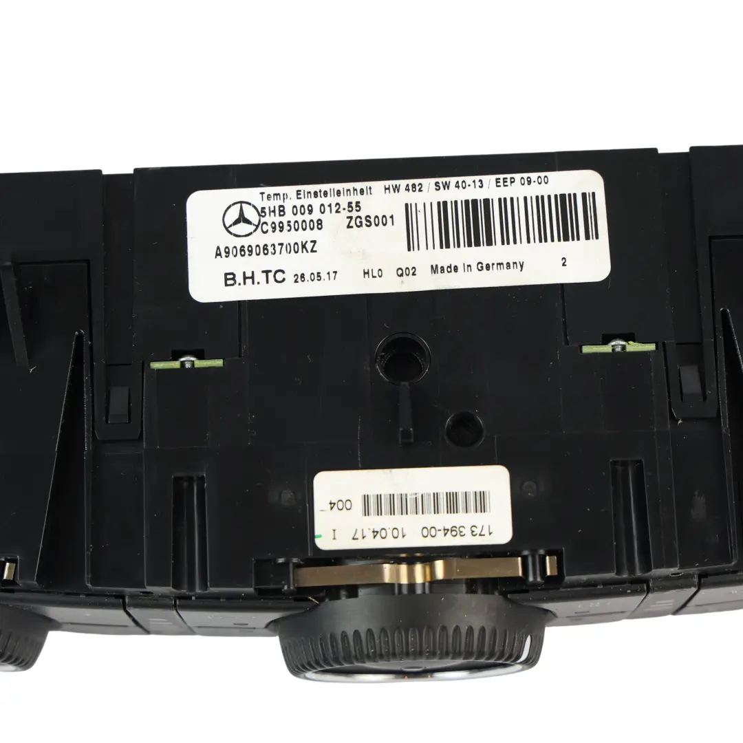Klima Anlage Klimabedien Einheit Panel 5HB009012 für Mercedes W906 mit Teilenummer A9069063700 Mercedes W906 Klima Anlage Klimabedien Einheit Panel 5HB009012 - SKU RHD-A9069063700 - Teilenummer A9069063700