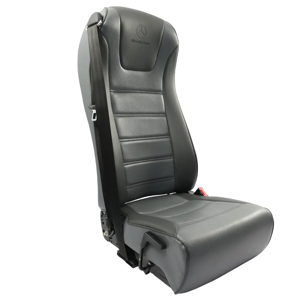 Einzelsitz Hinten Rechts Innenausstattung Leder Schwarz für Mercedes W906 mit Teilenummer A9069501600 Mercedes W906 Einzelsitz Hinten Rechts Innenausstattung Leder Schwarz - SKU A9069501600-1 - Teilenummer A9069501600