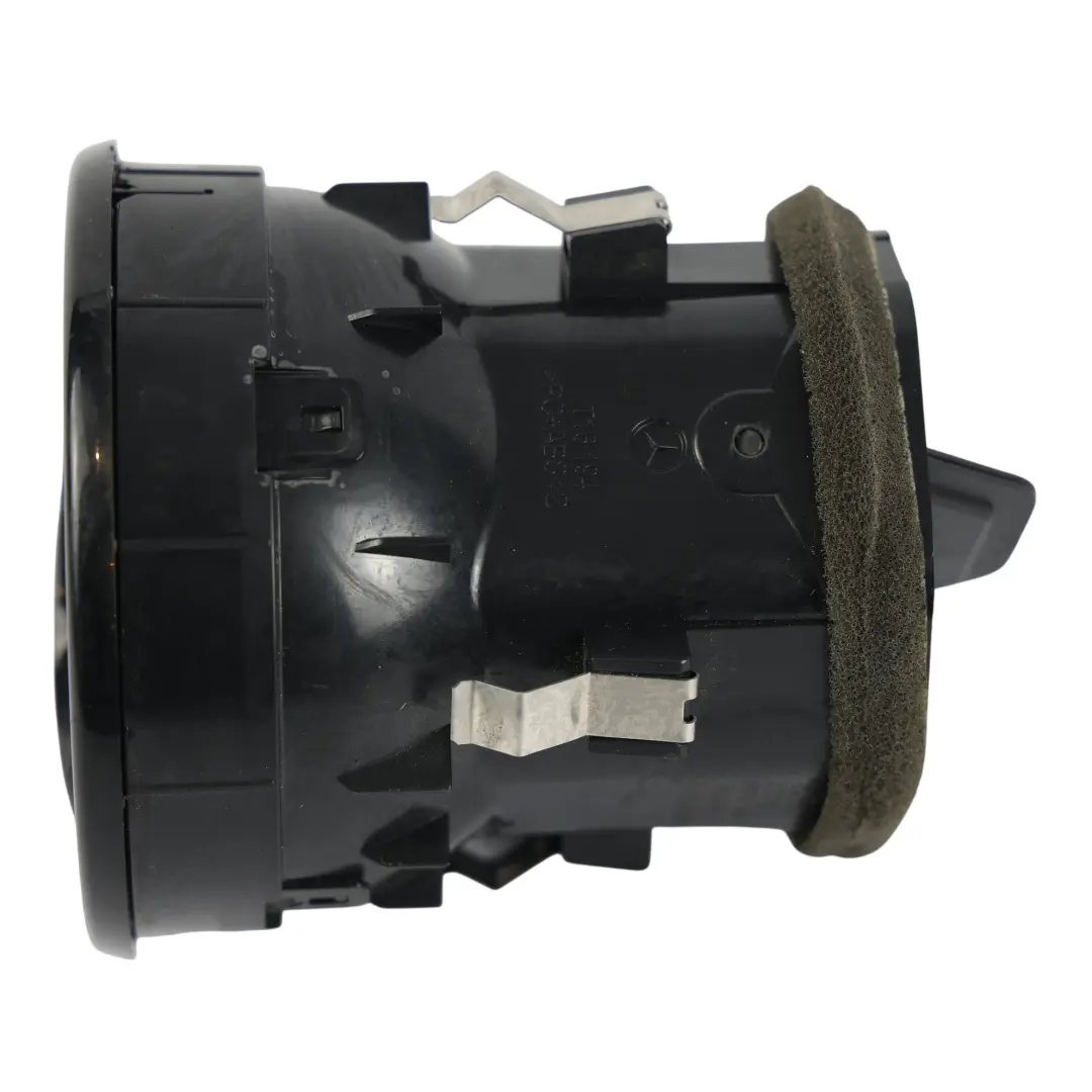 Luftauslass Gitter Außen Vorne für Mercedes Sprinter W910 mit Teilenummer A9108303201 Mercedes Sprinter W910 Luftauslass Gitter Außen Vorne - SKU A9108303201-2 - Teilenummer A9108303201