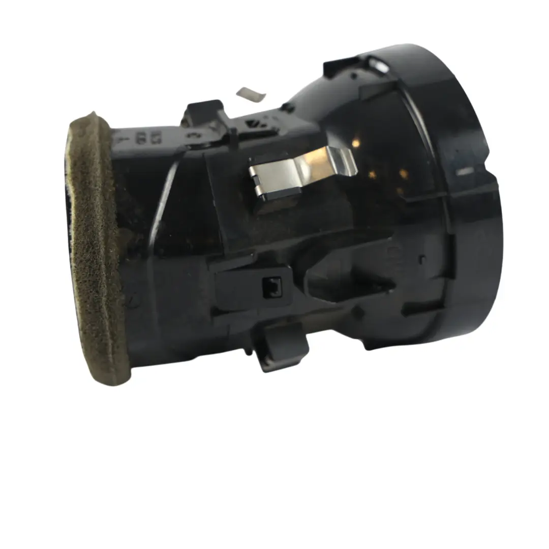 Griglia Bocchetta Aria Cruscotto Anteriore per Mercedes W910 con numero di parte A9108303401 Mercedes W910 Griglia Bocchetta Aria Cruscotto Anteriore - SKU A9108303401-2 - Numero di parte A9108303401