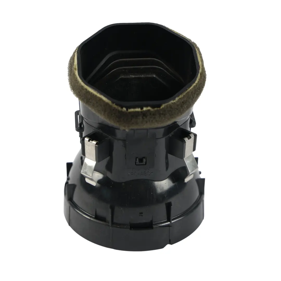 Armaturenbrett Luftauslass Gitter Vorne für Mercedes Sprinter W910 mit Teilenummer A9108303401 Mercedes Sprinter W910 Armaturenbrett Luftauslass Gitter Vorne - SKU A9108303401-2 - Teilenummer A9108303401