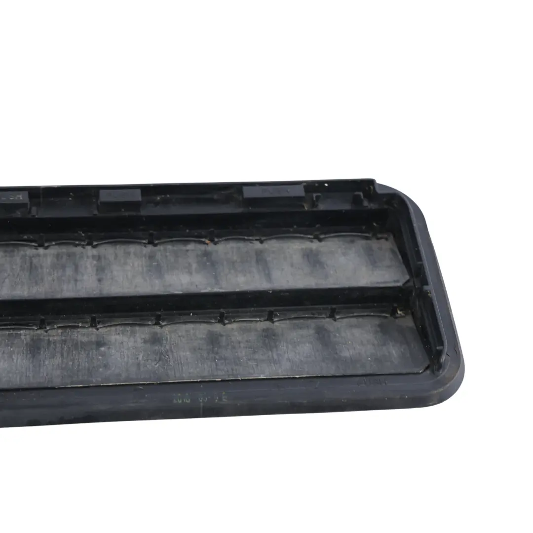 Ford Ranger Mk3 Rear Cab Air Inlet Ventilation Grill - SKU AB39-15280B62-AA - Part number AB39-15280B62-AA