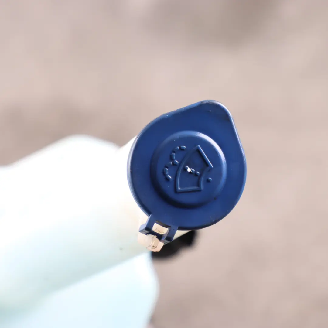 Mk6 Windscreen Washer Container Reservoir AB39-17B613-BC to Ford Ranger Wildtrak with Part number AB39-17B613-AC Ford Ranger Wildtrak Mk6 Windscreen Washer Container Reservoir AB39-17B613-BC - SKU 2505377 - Part number AB39-17B613-AC