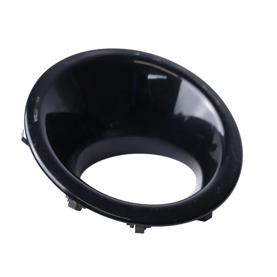 Land Rover L319 Garniture Phares Antibrouilard AH2215A245ABW Santorini Black 820 - SKU AH22-15A245-ABW-SAB - Numéro de pièce AH22-15A245-ABW