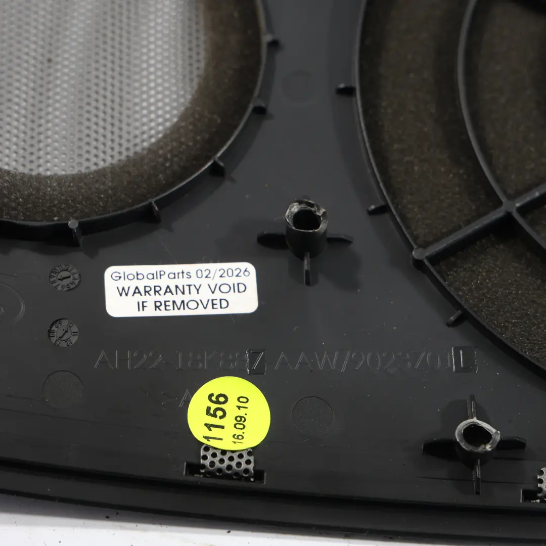 Griglia Altoparlante Porta Anteriore Sinistra per Land Rover 4 L319 con numero di parte AH22-18K887-AAW Land Rover 4 L319 Griglia Altoparlante Porta Anteriore Sinistra - SKU AH22-18K887-AAW - Numero di parte AH22-18K887-AAW