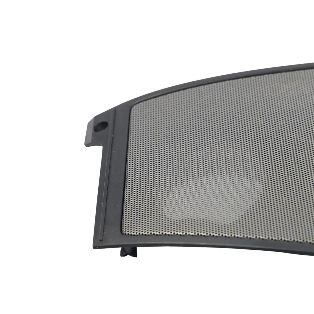 Kratka Głośnika Drzwi Lewy Przód do Land Rover 4 L319 o numerze AH22-18K887-AAW Land Rover 4 L319 Kratka Głośnika Drzwi Lewy Przód - SKU AH22-18K887-AAW - Numer Części AH22-18K887-AAW