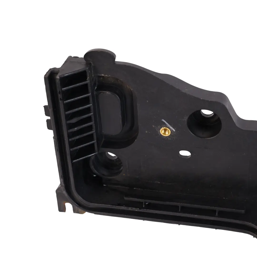 Embellecedor Soporte Batería Derecho para Land Rover Discovery 4 L319 con número de pieza AH22-18N378-AB Land Rover Discovery 4 L319 Embellecedor Soporte Batería Derecho - SKU AH22-18N378-AB - Número de pieza AH22-18N378-AB