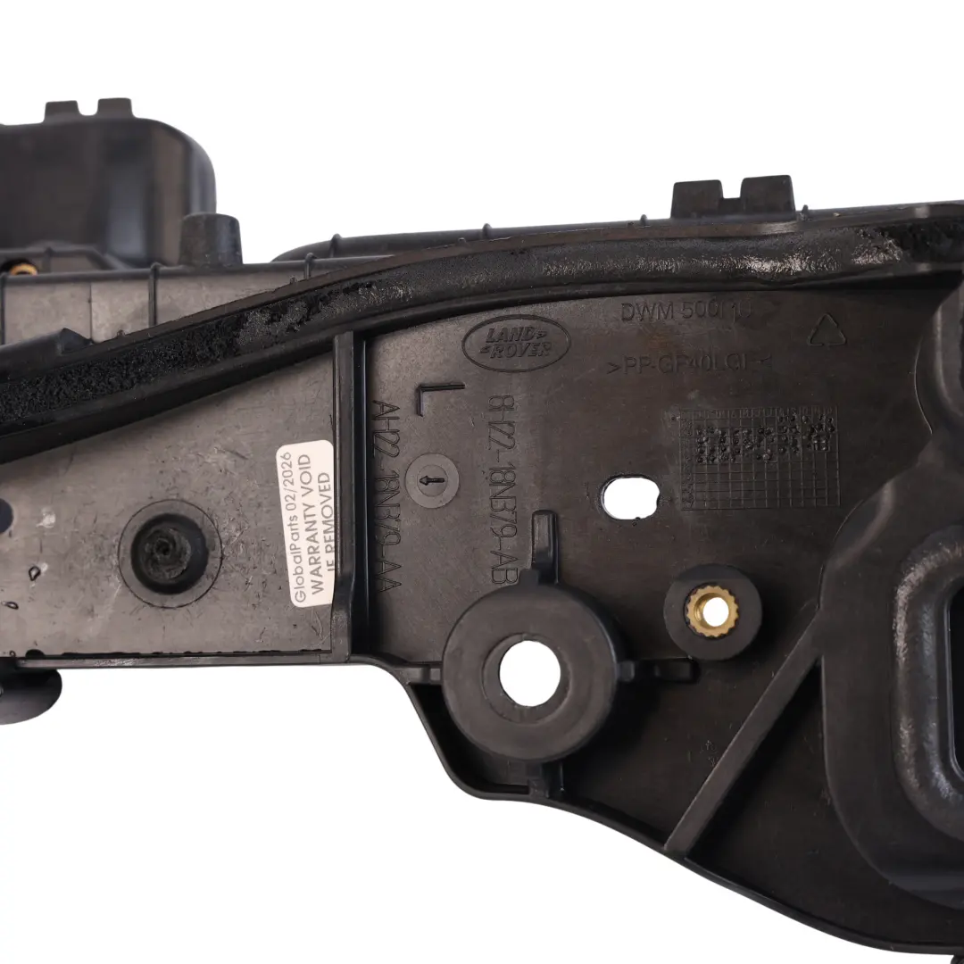 Batterie Fach Halterung Trim Links für Land Rover Discovery 4 L319 mit Teilenummer AH22-18N379-AA Land Rover Discovery 4 L319 Batterie Fach Halterung Trim Links - SKU AH22-18N379-AA - Teilenummer AH22-18N379-AA
