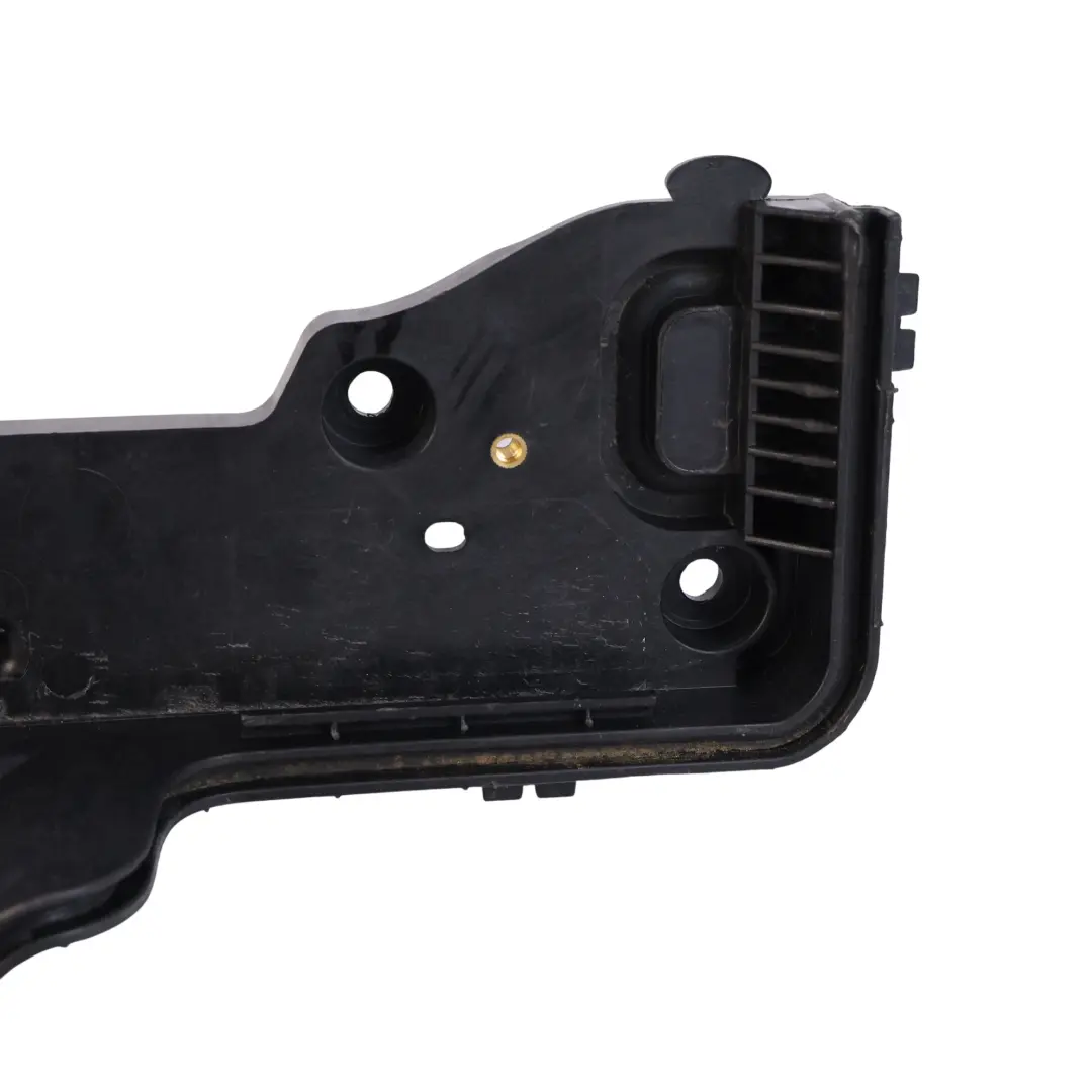 Land Rover Discovery 4 L319 Batterie Fach Halterung Trim Links - SKU AH22-18N379-AA - Teilenummer AH22-18N379-AA