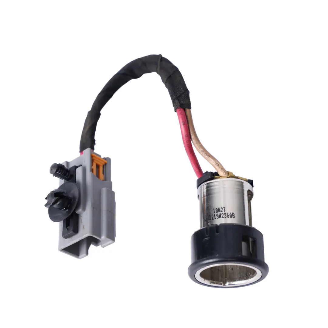 Centre Console Lighter Power Socket to Land Rover Discovery L319 with Part number AH22-19W236-AB Land Rover Discovery L319 Centre Console Lighter Power Socket - SKU AH22-19W236-AB - Part number AH22-19W236-AB