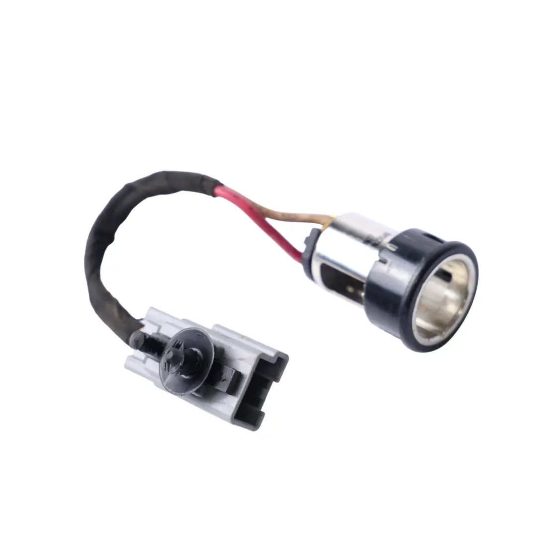 Centre Console Lighter Power Socket to Land Rover Discovery L319 with Part number AH22-19W236-AB Land Rover Discovery L319 Centre Console Lighter Power Socket - SKU AH22-19W236-AB - Part number AH22-19W236-AB