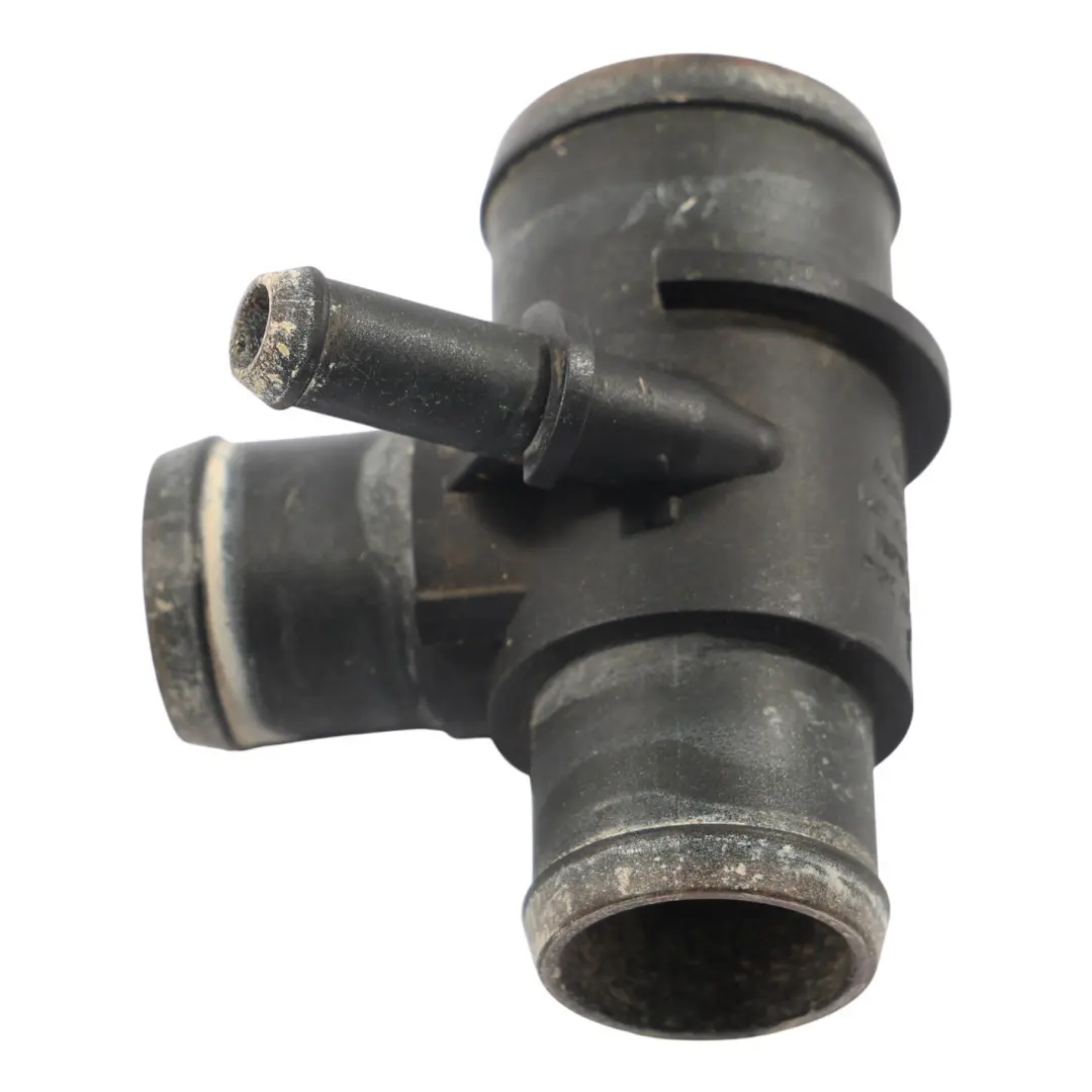 Land Rover Discovery 4 L319 Acqua Refrigerante Tubo Connettore 3.0 AH22-8575-AF - SKU LR025969-1 - Numero di parte LR025969