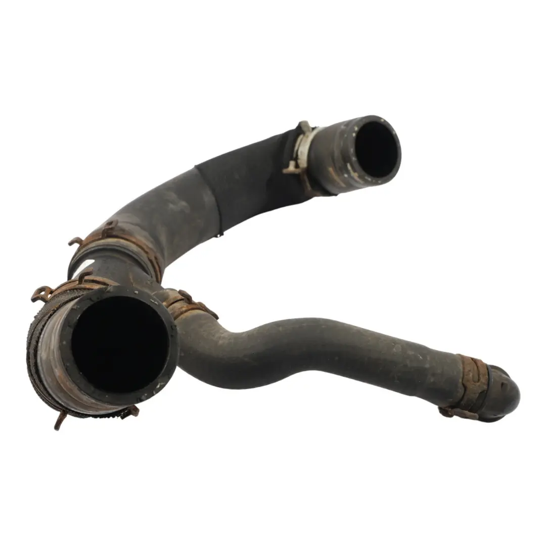 Land Rover Discovery L319 Tuyau Liquide Refroidisement Thermostat - SKU AH22-8B273-AA - Numéro de pièce AH22-8B273-AA